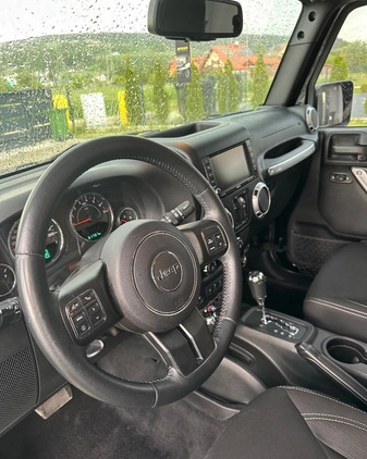 Jeep Wrangler cena 129900 przebieg: 82000, rok produkcji 2015 z Drzewica małe 742